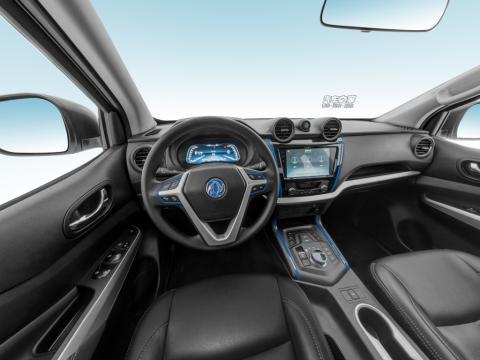 लक्जरी डोंगफेंग रिच 6 ईवी 4x2 डबल कैब पिकअप ट्रक कारें एलएचडी 4